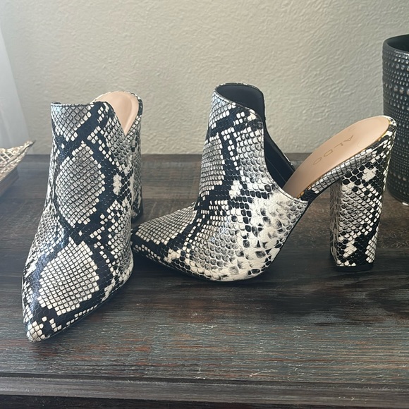 ALDO Python chunky heel - Picture 1 of 7
